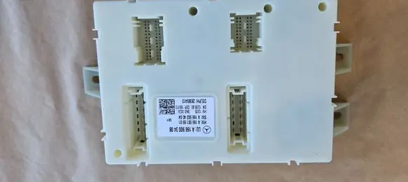 Mercedes-Benz GL X166 SAM control unit A1669003408 A1669016901 A1669024004