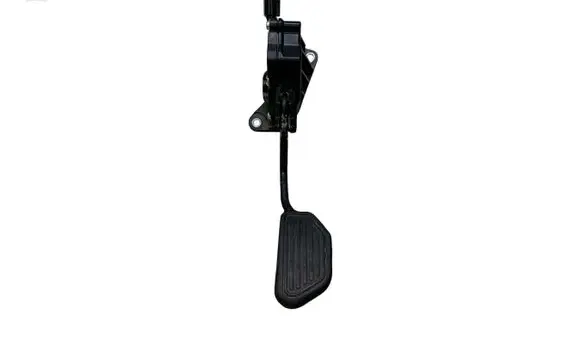 Toyota RAV 4 (XA40) Accelerator throttle pedal 7811042050 1988008901 11R21D00006