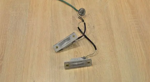 Chevrolet Orlando Number plate light