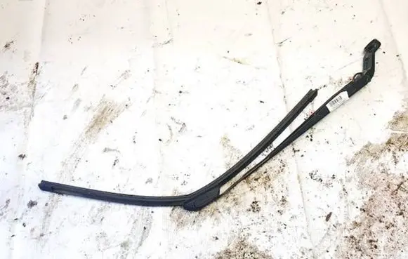 Honda Insight Front wiper blade arm