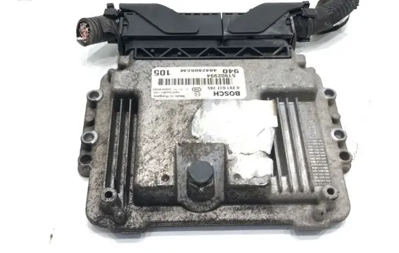 Alfa Romeo Giulietta Engine control unit/module ECU 0281017785