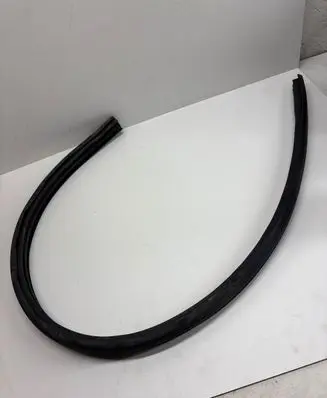 BMW 2 F22 F23 Rubber seal front coupe door 7267927