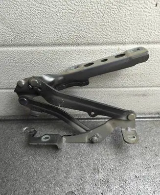 Peugeot 5008 Engine bonnet/hood hinges 9814188880