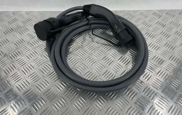 BMW 5 G60 G61 Electric car charging cable 5B6EC2601