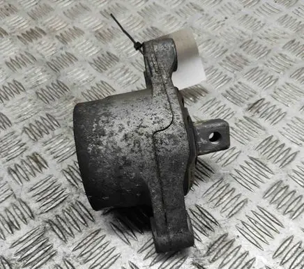 Maserati Ghibli Engine mount bracket 6700048710
