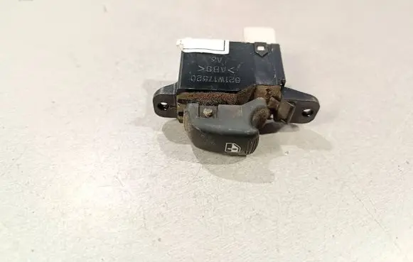 Hyundai Santa Fe Electric window control switch 935753C010 9358026100