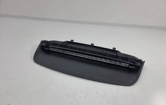 Mercedes-Benz CLA C118 X118 Third/center stoplight A1189069900