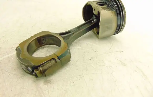 Renault Megane I Piston 