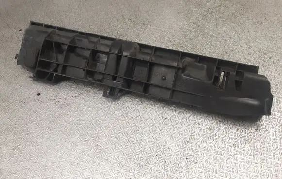 Radiator support slam panel bracket