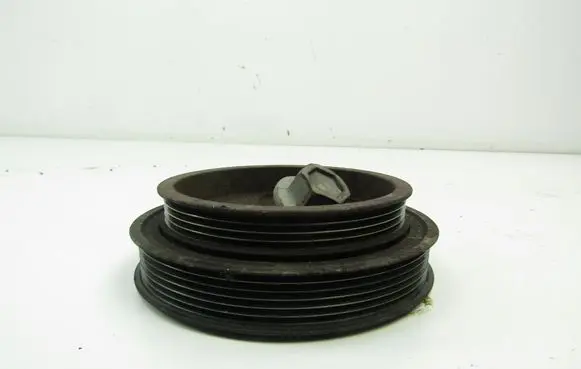 Nissan Almera Tino Crankshaft pulley 
