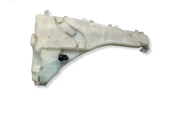 Volvo V50 Windshield washer fluid reservoir/tank 30657122