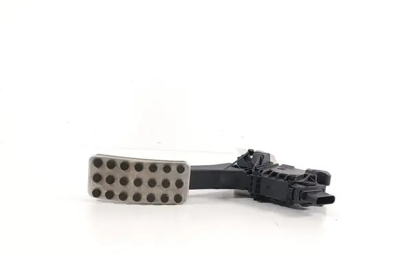 Mercedes-Benz CLA C118 X118 Accelerator throttle pedal A1773001900
