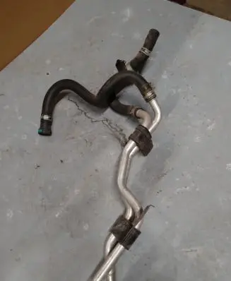 Hyundai Ioniq Engine coolant pipe/hose