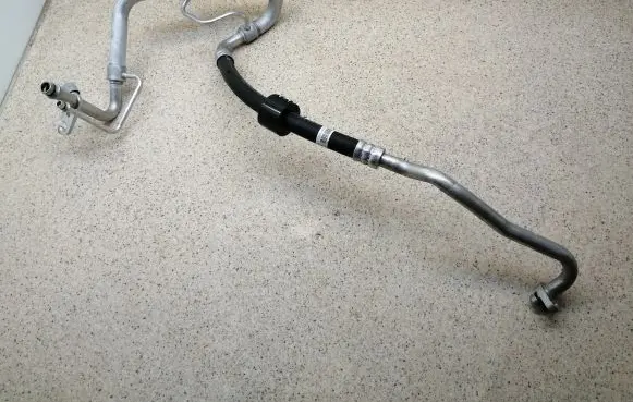 Dacia Spring Air conditioning (A/C) pipe/hose 924468922R