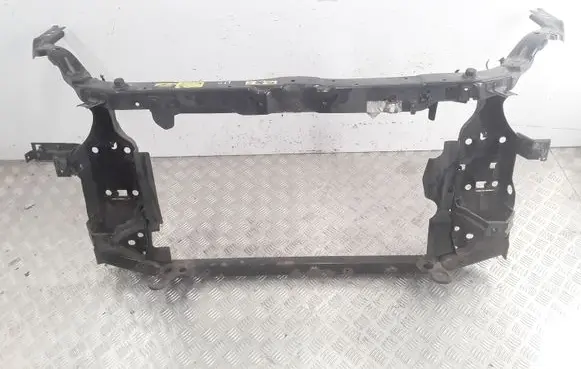 Nissan Qashqai Radiator support slam panel