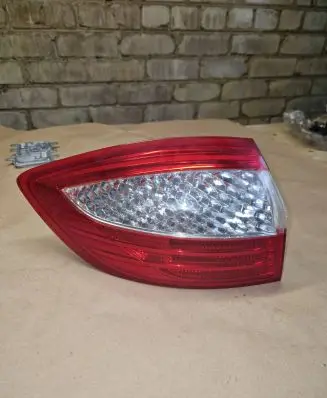 Ford Mondeo MK IV Rear/tail lights 7S7113405B