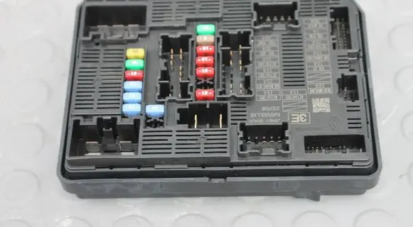 Nissan Qashqai J12 Fuse box set 284B76RA2D R45500LLAB 284B7-6RA2D