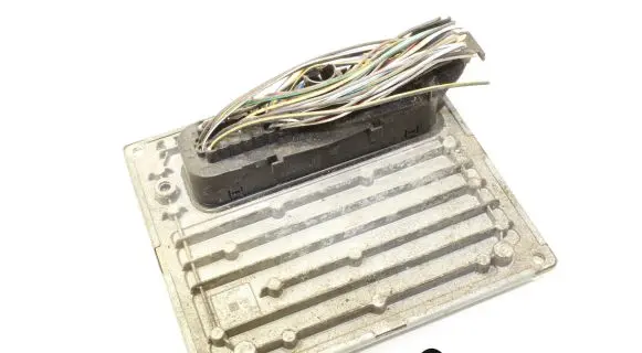 Ford Focus Engine control unit/module 4M5112A650HF