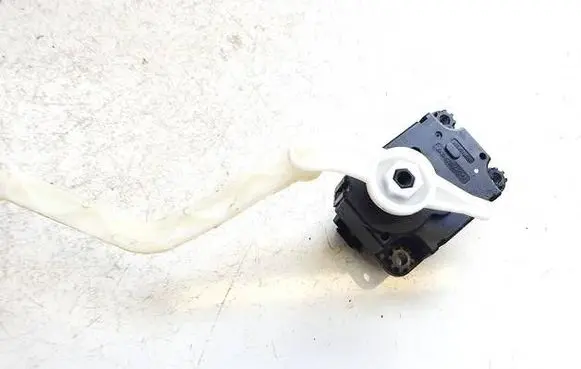 Renault Zoe Air flap motor/actuator a21201700