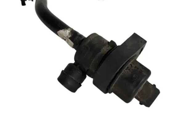 BMW 7 E65 E66 Valve vacuum 7507664