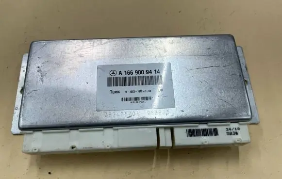 Mercedes-Benz GL X166 Air suspension control unit module (rear) A1669009414 2840831612300 283475