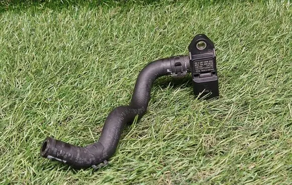 Exhaust gas pressure sensor