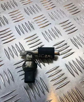 Air conditioning (A/C) pressure sensor