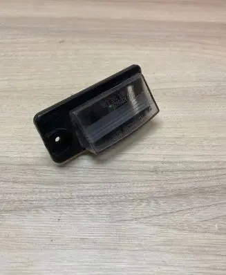Nissan X-Trail T32 Number plate light A073927 6241
