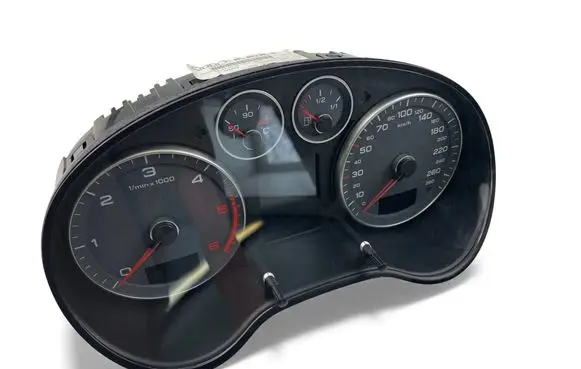 Audi A3 S3 8P Speedometer (instrument cluster) 8P0920932S