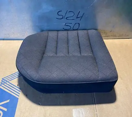 Mercedes-Benz E W124 Rear seat 