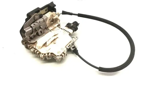 Seat Leon (1P) Front door lock 1P2837015B