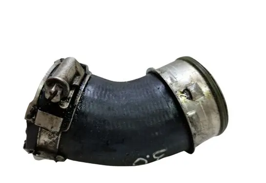 Audi Q7 4L Intercooler hose/pipe
