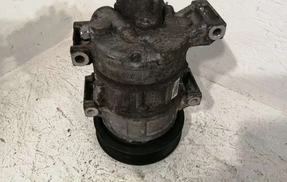 Toyota Corolla Verso AR10 Air conditioning (A/C) compressor (pump) 883100F030 GE4472601742