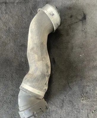 BMW 5 E60 E61 Intercooler hose/pipe 7797698