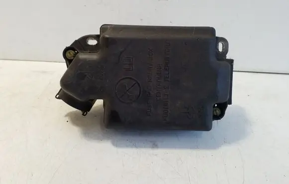 Fiat 500L Fuse box set 51890354 51890355