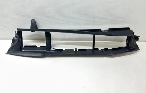 Renault Megane IV Intercooler air guide/duct channel 626533246R