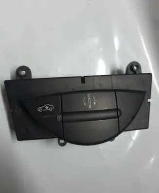 Mercedes-Benz CLS C219 Suspension ride height/mode switch 2118217158 03751212
