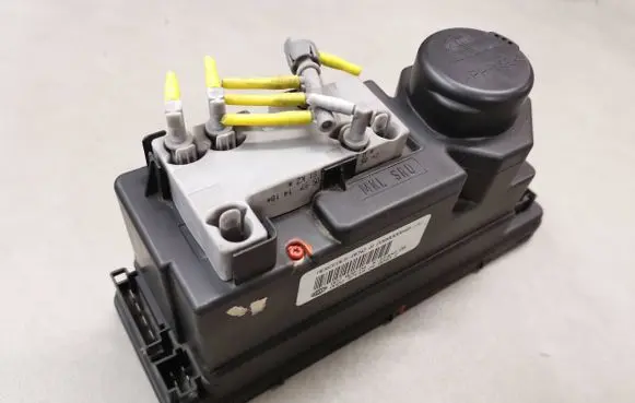 Mercedes-Benz CLK A208 C208 Central locking vacuum pump 2088000648 0022971194 00782804