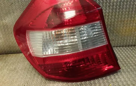 BMW 1 E81 E87 Rear/tail lights 6924501