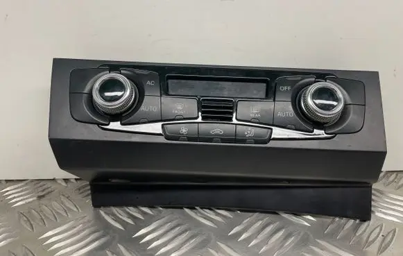 Audi A4 S4 B8 8K Climate control unit 8K2820043S