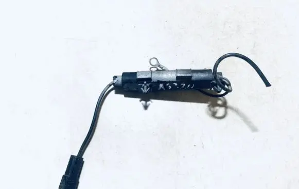 Mercedes-Benz ML W163 Antenna control unit 2028202389