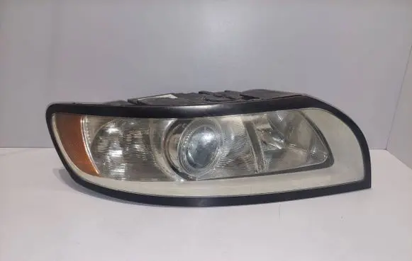 Volvo V50 Headlight/headlamp