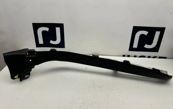 Mercedes-Benz E W212 (C) pillar trim A2126901626