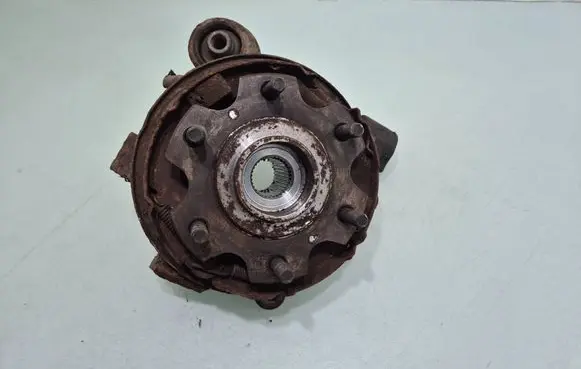 Mitsubishi Pajero Rear wheel hub 