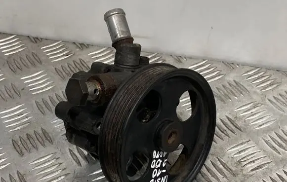 Opel Insignia A Power steering pump 55563329