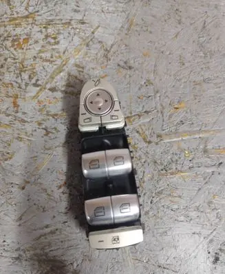 Mercedes-Benz C W205 Electric window control switch 