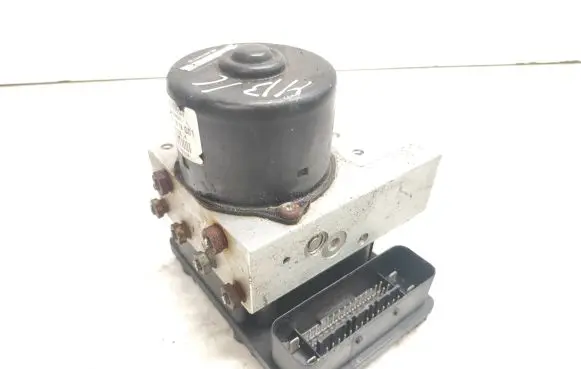 Mercedes-Benz C W203 ABS Pump A2095452532 10092515363 A2034310812