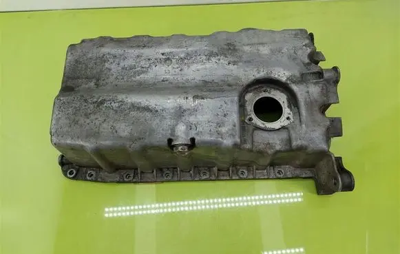 Volkswagen Golf V Oil sump 038103603AG