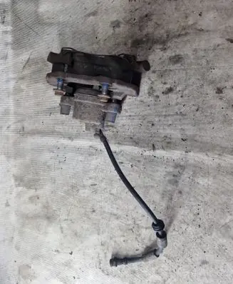 Ford Kuga I Front brake caliper 00060