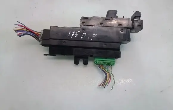 Volvo V70 Electric window control switch